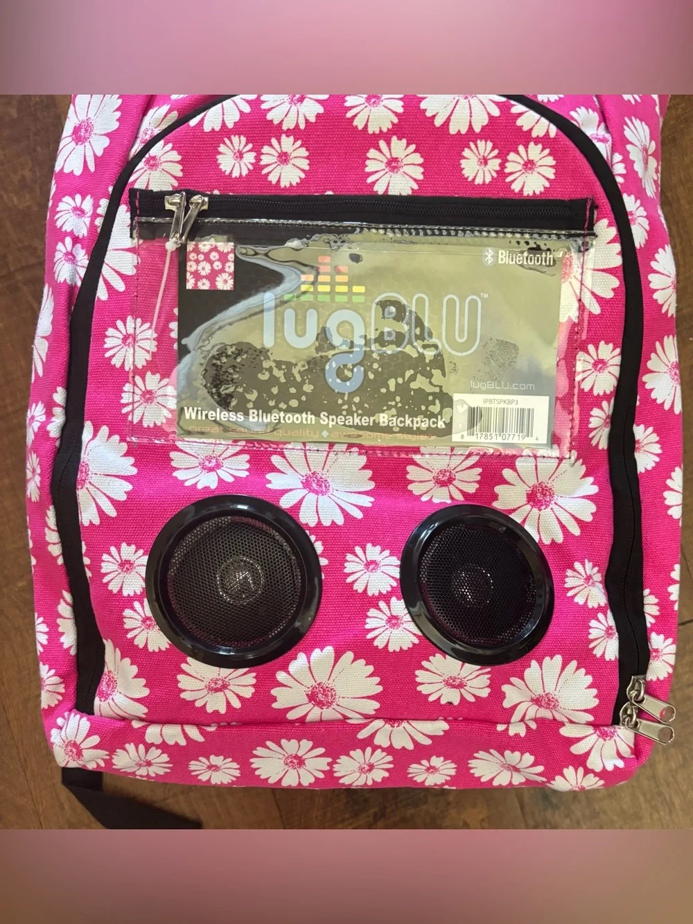 lugBLU Wireless Bluetooth Speaker Backpack-pink with white flowers NEW NWT